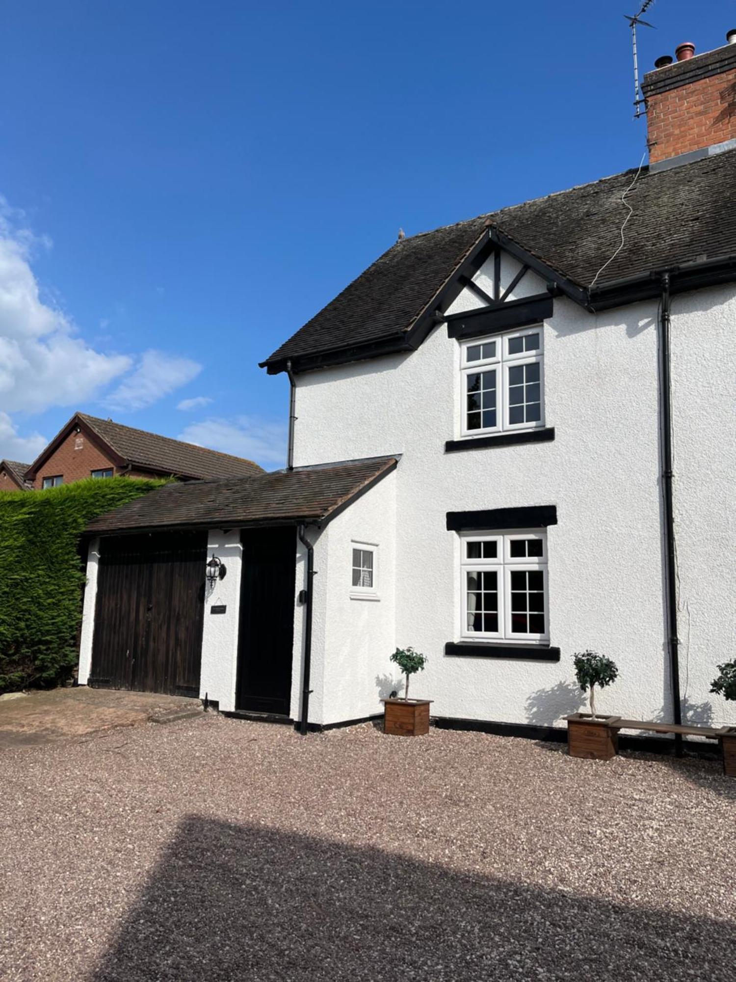 One Jubilee Cottages Shugborough Eksteriør bilde